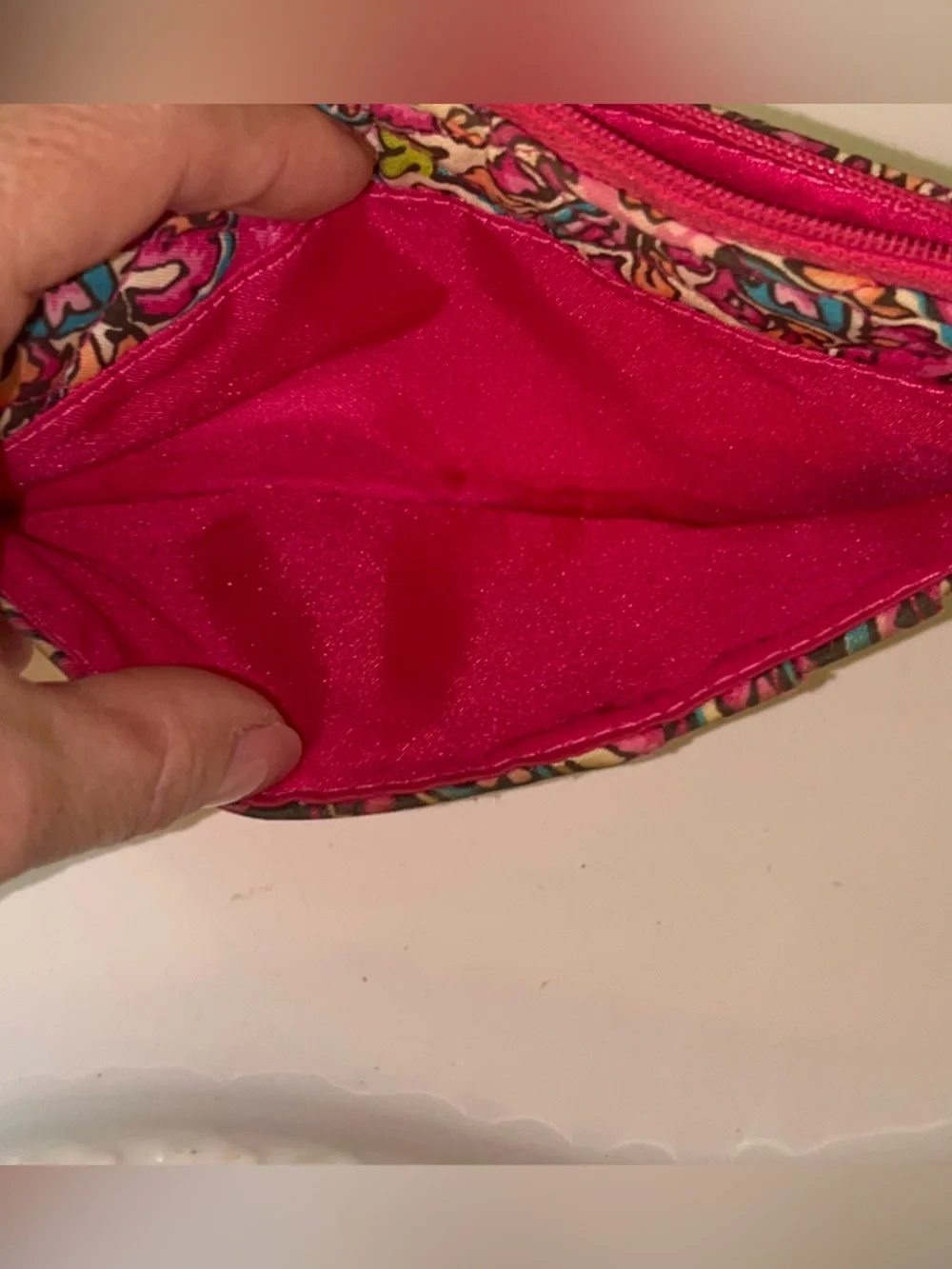 Vera Bradley Credit Card Change Purse in Sunburst Pink Paisley Pattern - Picture 4 of 7